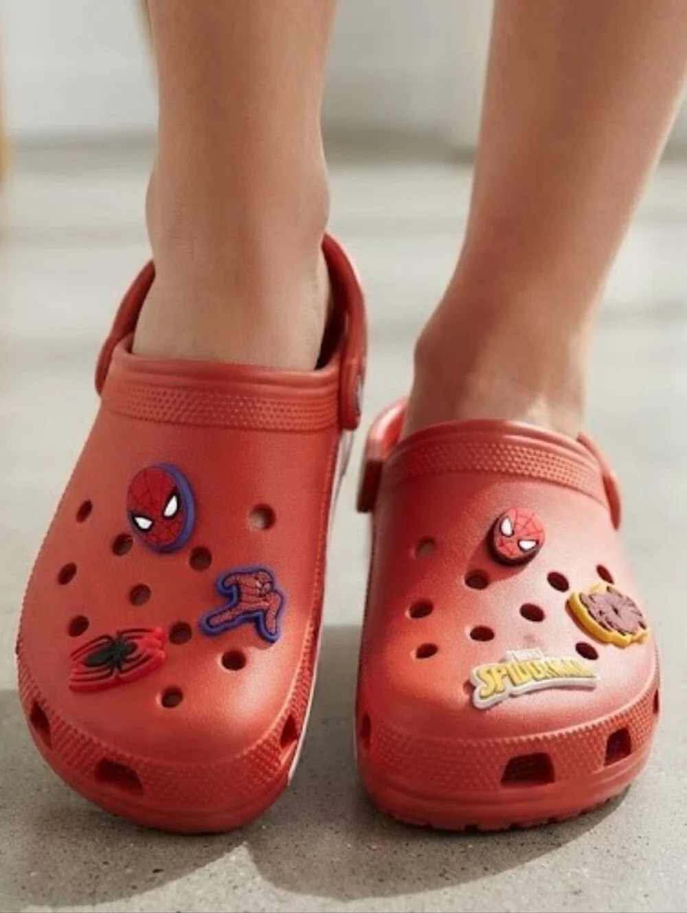 Crocs Men Red Spiderman charms Size 9